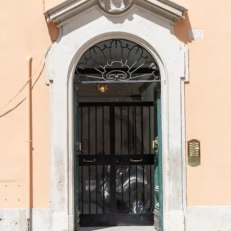 Mh Luxury Pantheon Řím